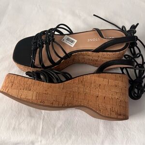 Sun + Stone Black Women’s Wedge Sandals with Strappy Design Size 9.5, NWNT